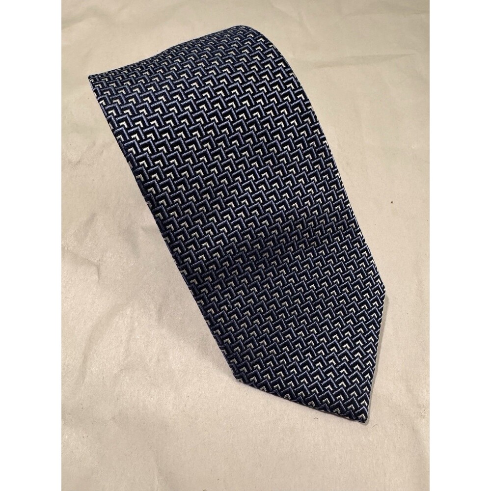 Charles Tyrwhitt Men Blue Geometric Pattern Silk Tie London 58"x3"